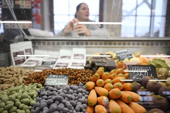 The International RUSSIA EXPO forum and exhibition. The farm products and wines fair at pavilion no.48, Wine Fair. Location: Russia, Moscow. Author: Ramil Sitdikov/Sputnik. International RUSSIA EXPO forum and exhibition. Farm products and wines fair