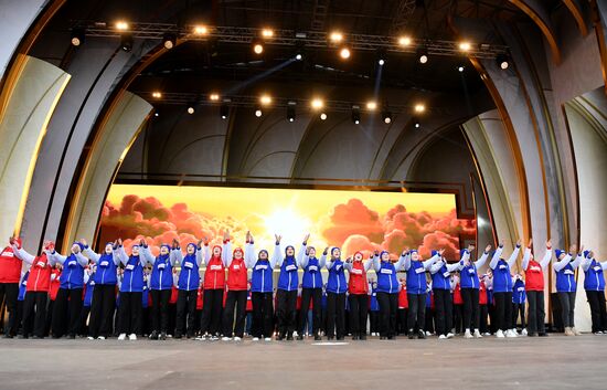 International RUSSIA EXPO forum and exhibition. 1000 Pioneers musical