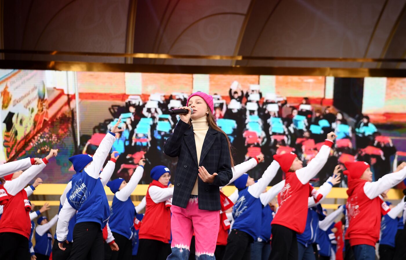 International RUSSIA EXPO forum and exhibition. 1000 Pioneers musical