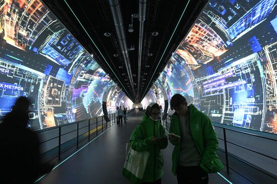 The International RUSSIA EXPO forum and exhibition. Russia's Achievements display. Pavilion A. Location: Russia, Moscow. Author: Kirill Kallinikov/Sputnik. International RUSSIA EXPO forum and exhibition. Russia's Achievements display