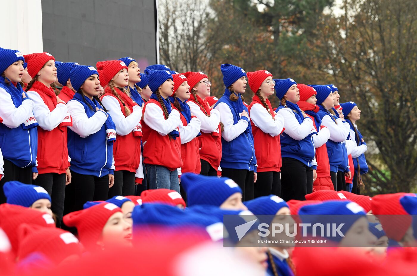 International RUSSIA EXPO forum and exhibition. 1000 Pioneers musical