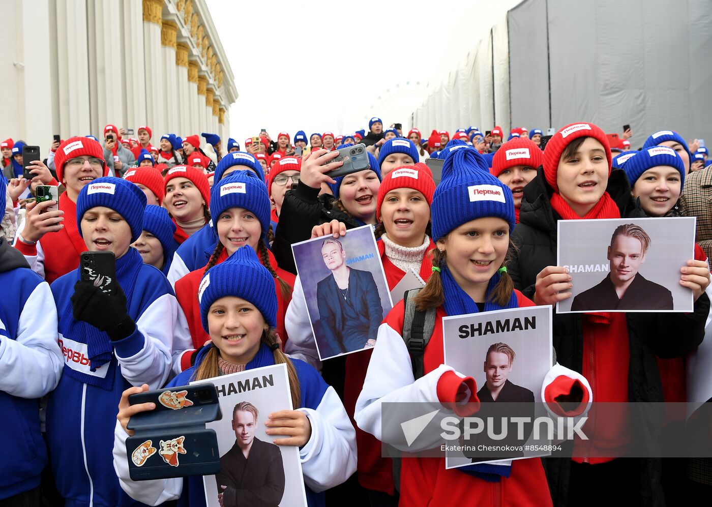 International RUSSIA EXPO forum and exhibition. 1000 Pioneers musical