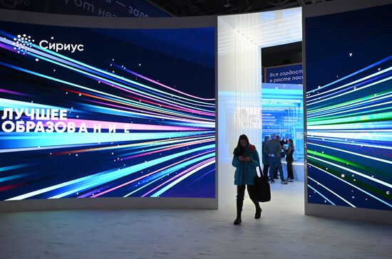 International RUSSIA EXPO Forum and Exhibition.
Participants in the exhibition at Pavilion No. 57, Russia Is my History multimedia historical park. Location: Russia, Moscow. Author: Maksim Blinov/Sputnik. RUSSIA EXPO