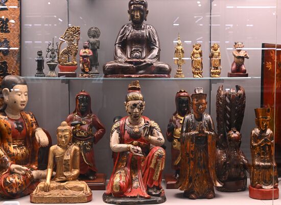 International RUSSIA EXPO Forum and Exhibition.
Exhibits at the Russia: Closer to the East exhibition at Pavilion No. 13, Oriental Art Museum. Location: Russia, Moscow. Author: Sergey Pyatakov/Sputnik. RUSSIA EXPO