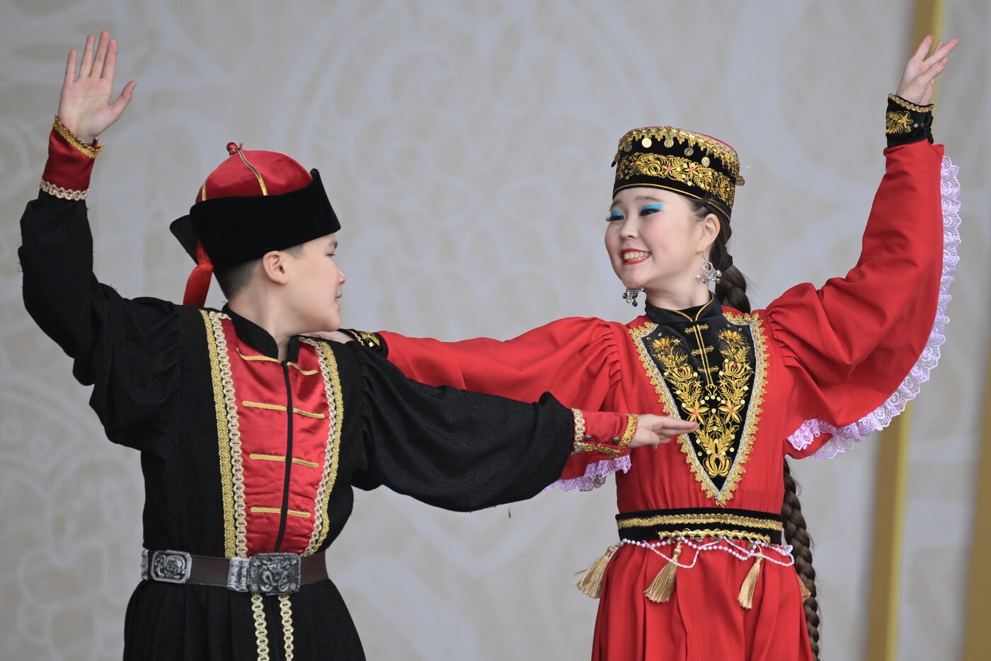 International RUSSIA EXPO forum and exhibition. Wind Rose international children's and youth arts competition