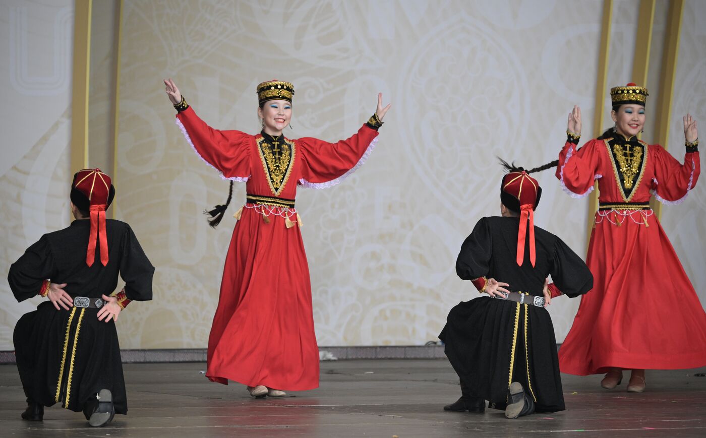 International RUSSIA EXPO forum and exhibition. Wind Rose international children's and youth arts competition