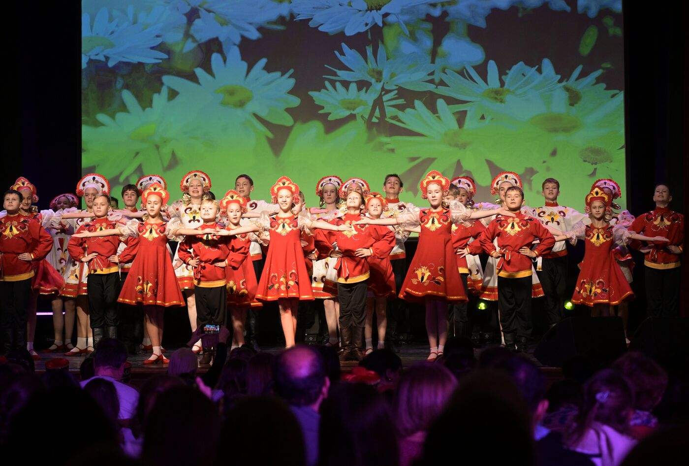 International RUSSIA EXPO forum and exhibition. Wind Rose international children's and youth arts competition