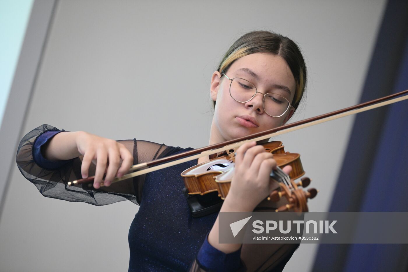 International RUSSIA EXPO forum and exhibition. Wind Rose international children's and youth arts competition