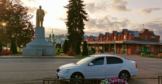 Monument to Lenin in Kashin