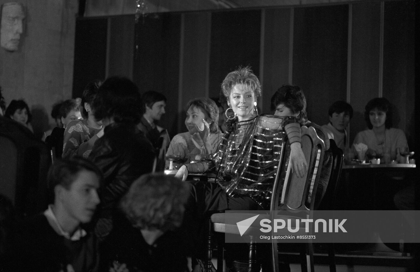 Fountain Side Cafe-Club