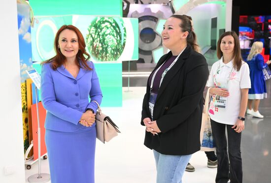 International RUSSIA EXPO forum and exhibition. Meeting with deputies