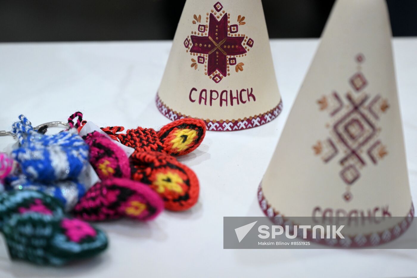 International RUSSIA EXPO forum and exhibition. Preparation for department store opening