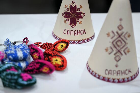 International RUSSIA EXPO forum and exhibition. Preparation for department store opening
