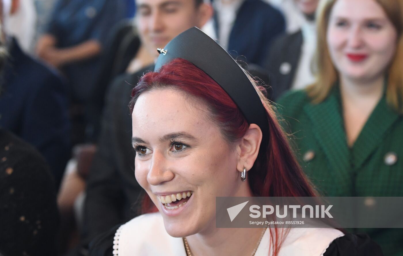 International RUSSIA EXPO Forum and Exhibition. Village Leaders contest for young managers