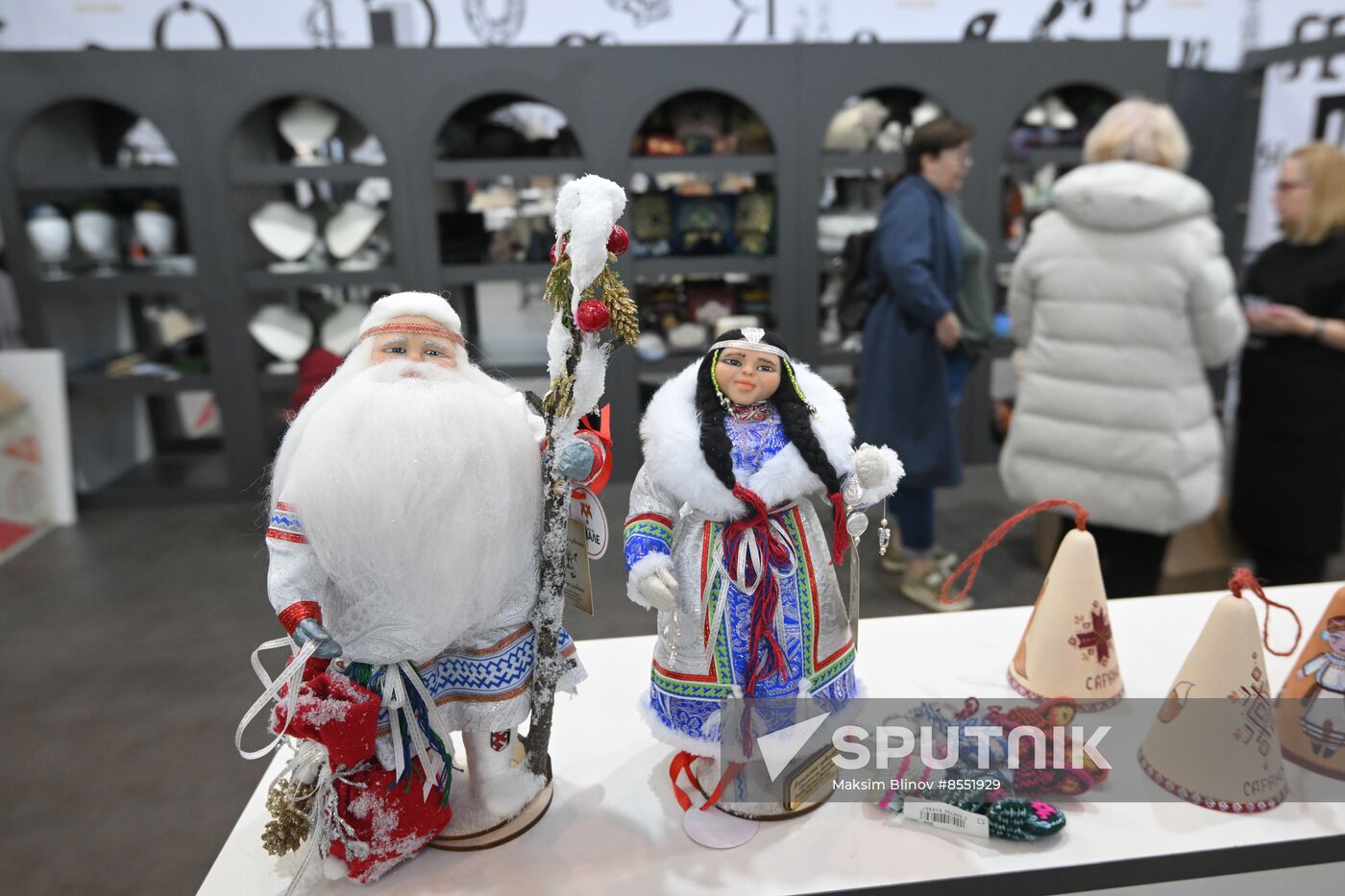 International RUSSIA EXPO forum and exhibition. Preparation for department store opening