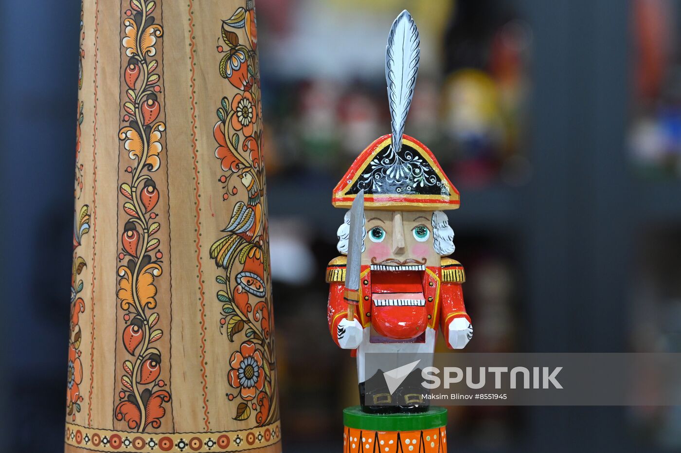 International RUSSIA EXPO forum and exhibition. Preparation for department store opening