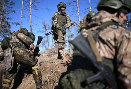 Russia Ukraine Military Operation Troops Training
