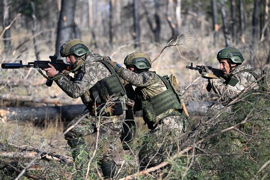 Russia Ukraine Military Operation Troops Training