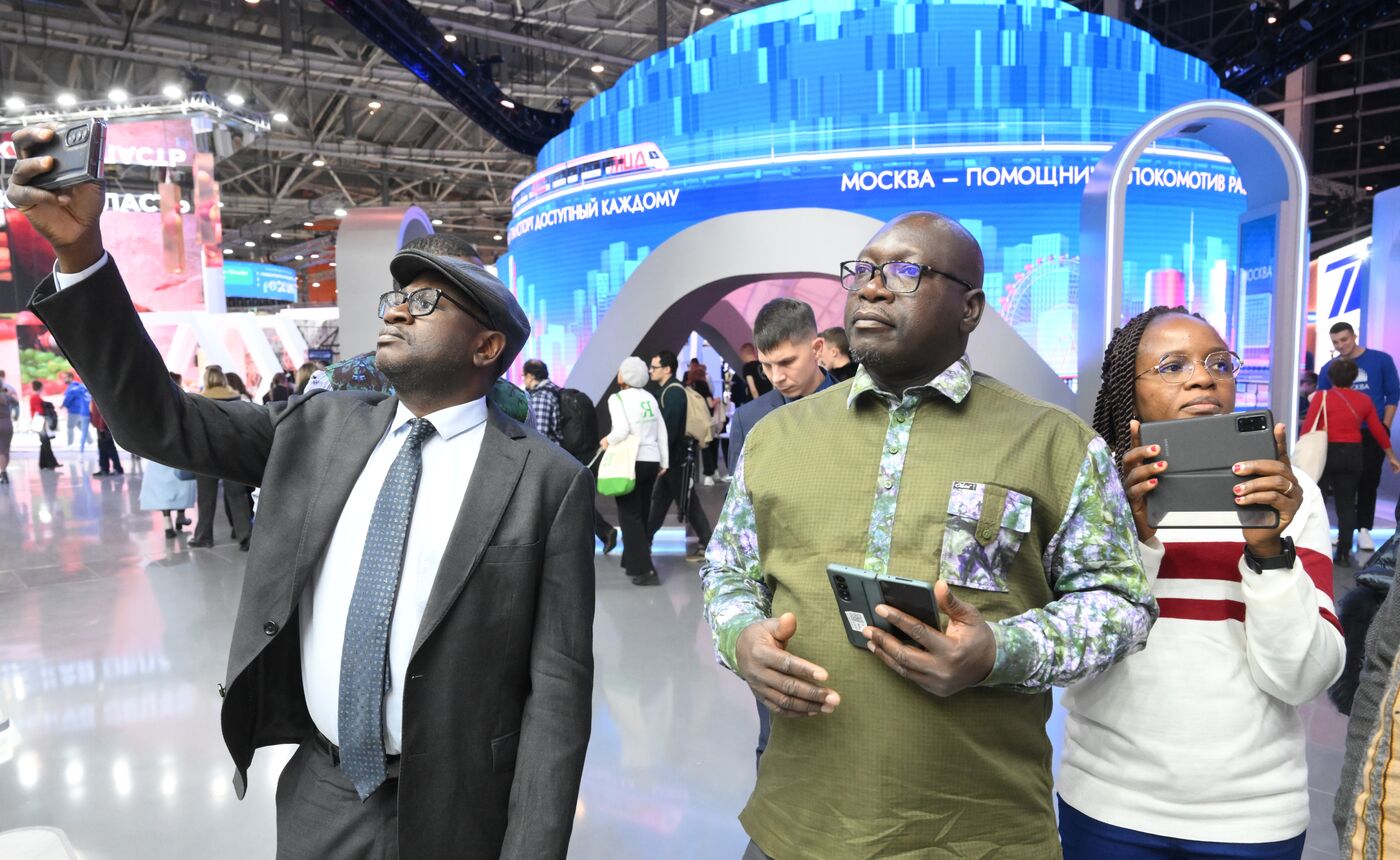 International RUSSIA EXPO Forum and Exhibition. Burkina-Faso delegation