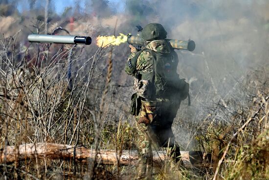 Russia Ukraine Military Operation Troops Training