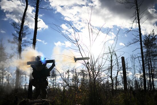 Russia Ukraine Military Operation Troops Training