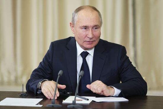 Russia Putin China Defence