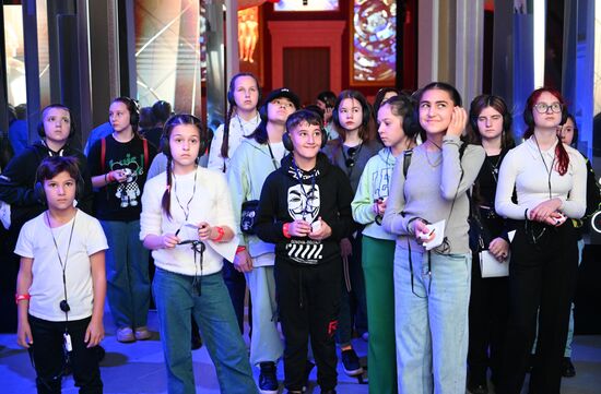 International RUSSIA EXPO forum and exhibition. Children's groups from various regions