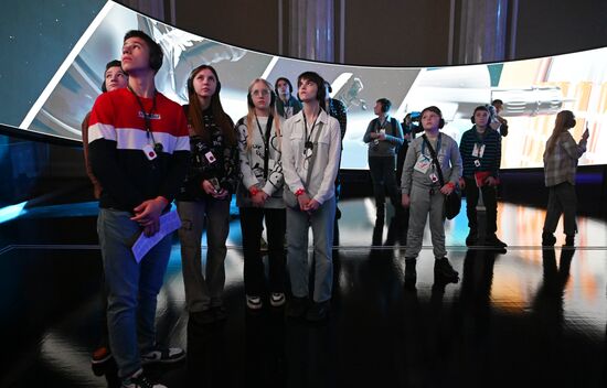 International RUSSIA EXPO forum and exhibition. Children's groups from various regions