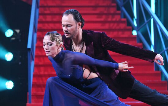 Russia Hotel Story Dance Show