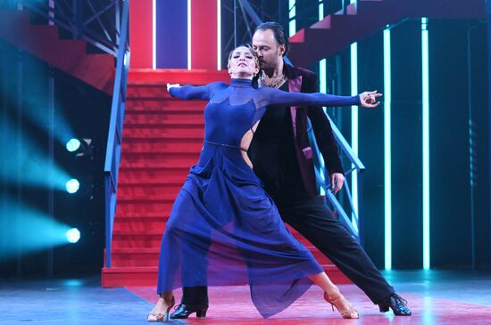 Russia Hotel Story Dance Show