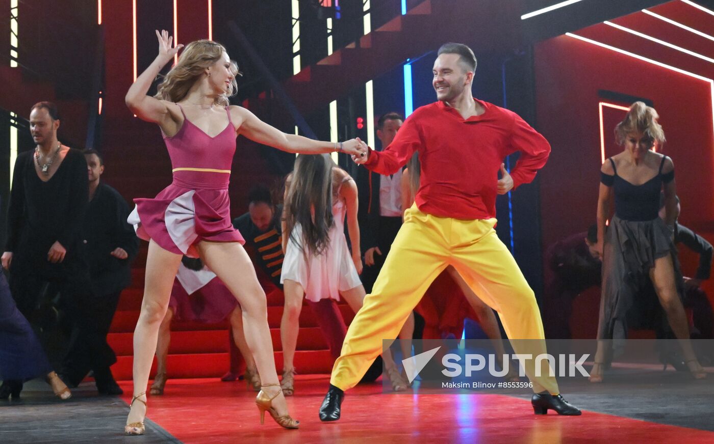Russia Hotel Story Dance Show