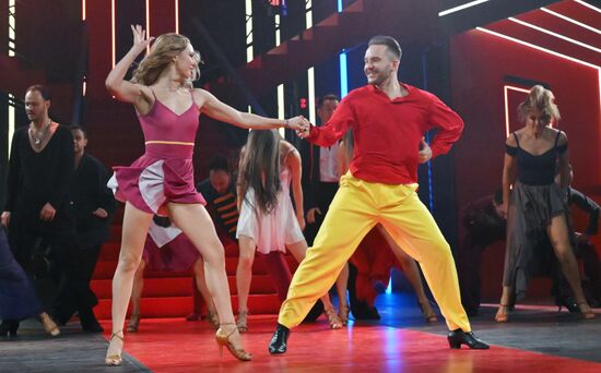 Russia Hotel Story Dance Show