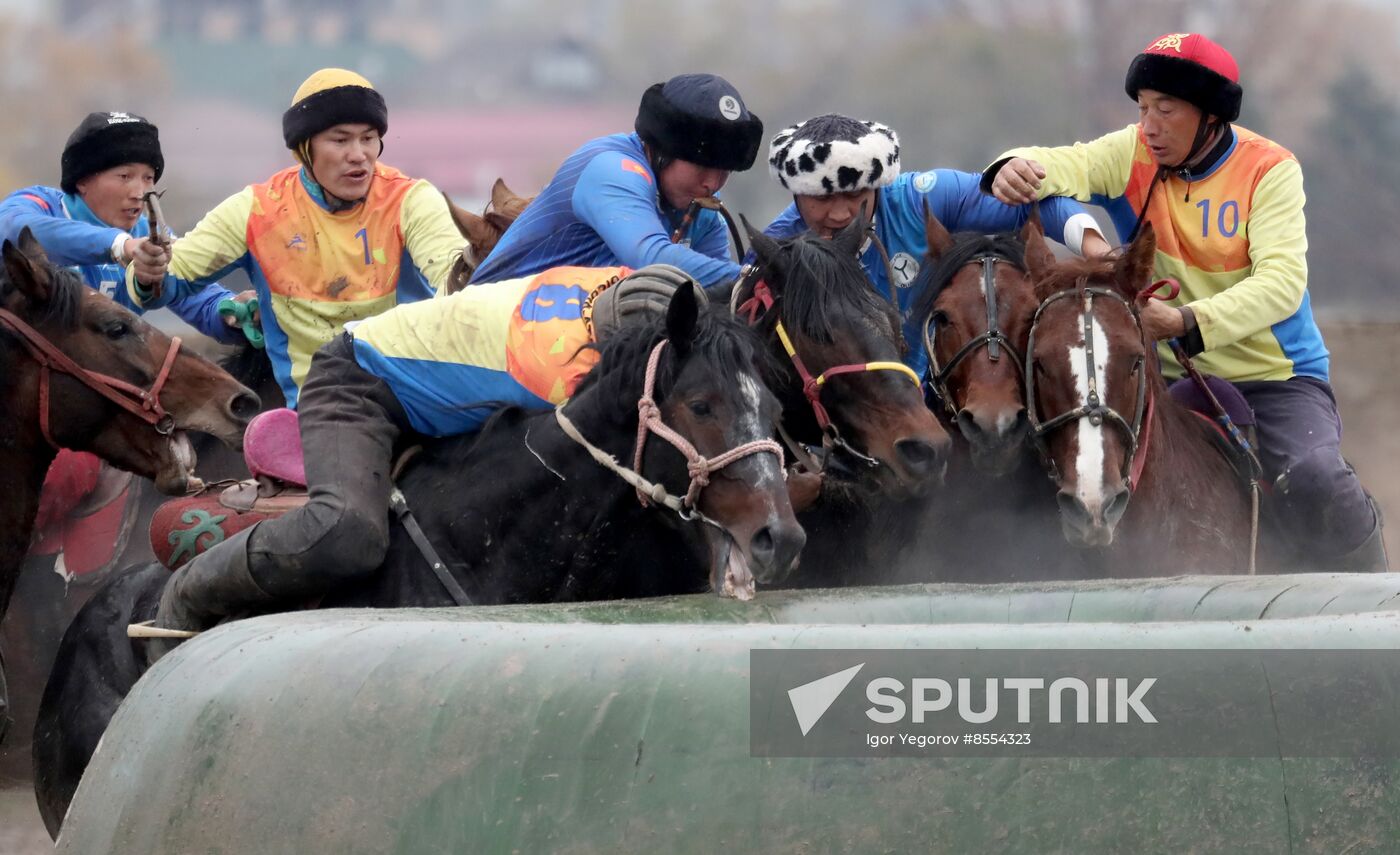 Kyrgyzstan Traditional Horse Game