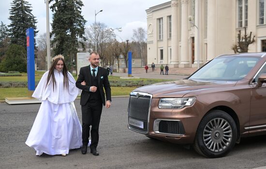 RUSSIA EXPO. Wedding at VDNKh: A Day of Cosmic Scale