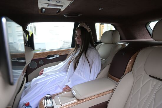 RUSSIA EXPO. Wedding at VDNKh: A Day of Cosmic Scale