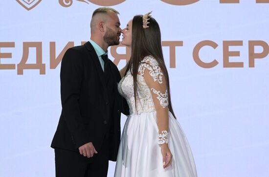 RUSSIA EXPO. Wedding at VDNKh: A Day of Cosmic Scale