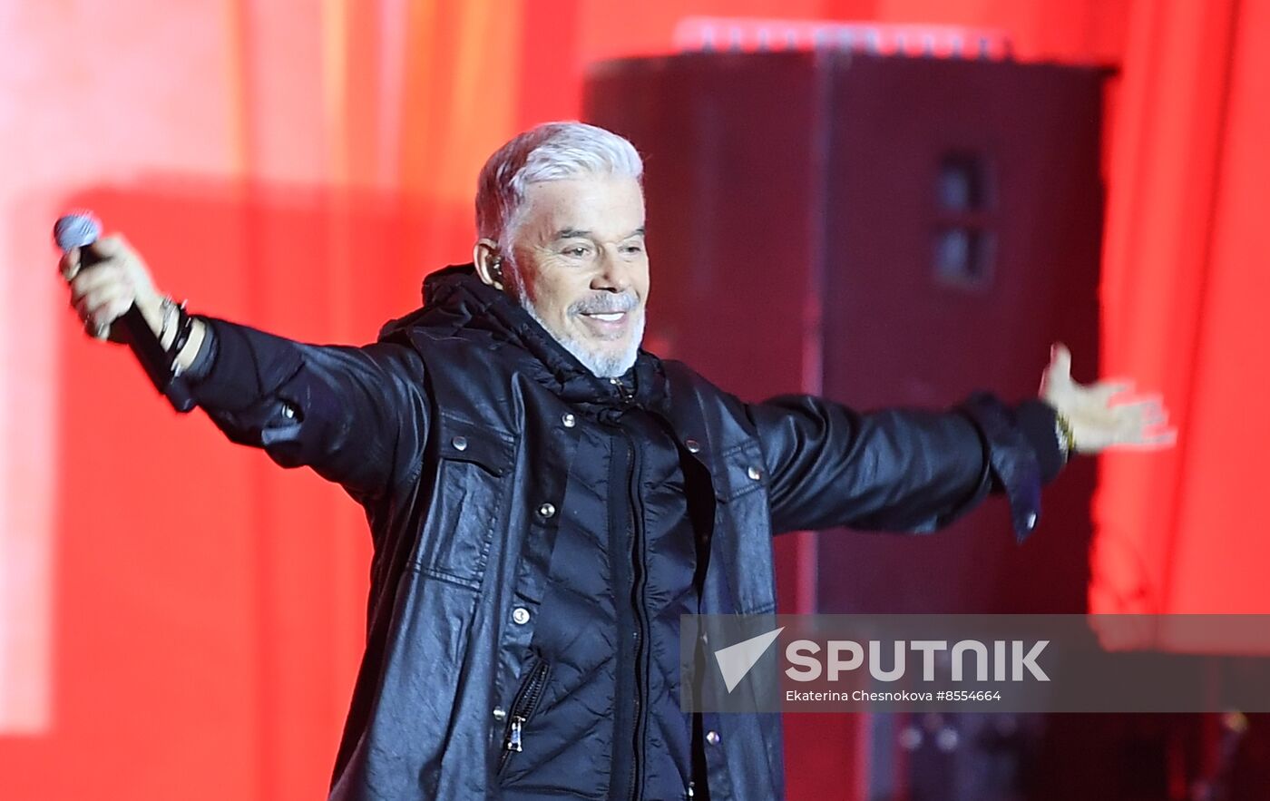 International RUSSIA EXPO forum and exhibition. Singer Oleg Gazmanov tribute show