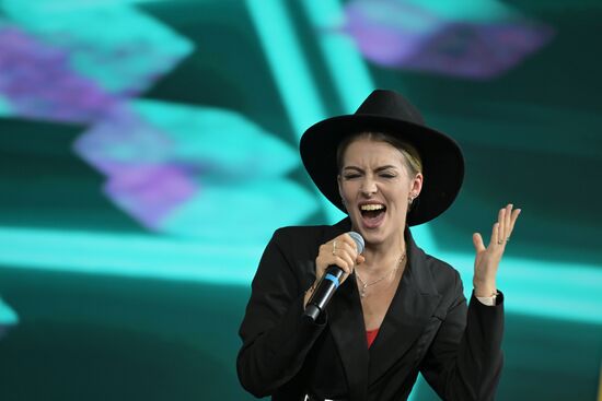 RUSSIA EXPO. Show by Sakhalin pop performers