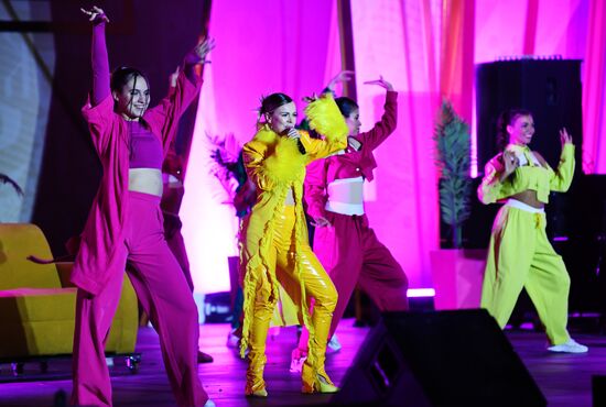 International RUSSIA EXPO forum and exhibition. Singer Oleg Gazmanov tribute show