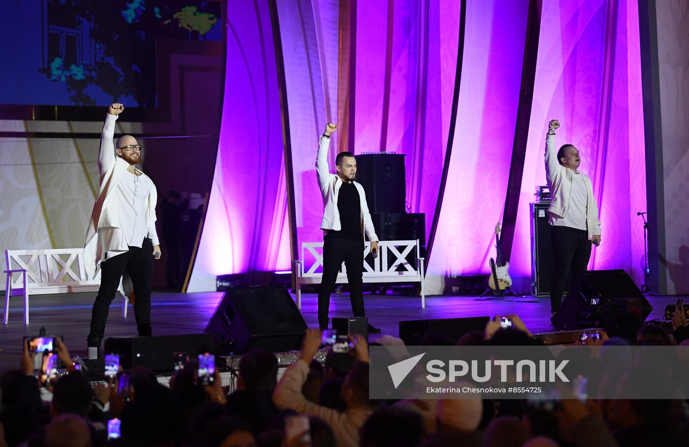 International RUSSIA EXPO forum and exhibition. Singer Oleg Gazmanov tribute show