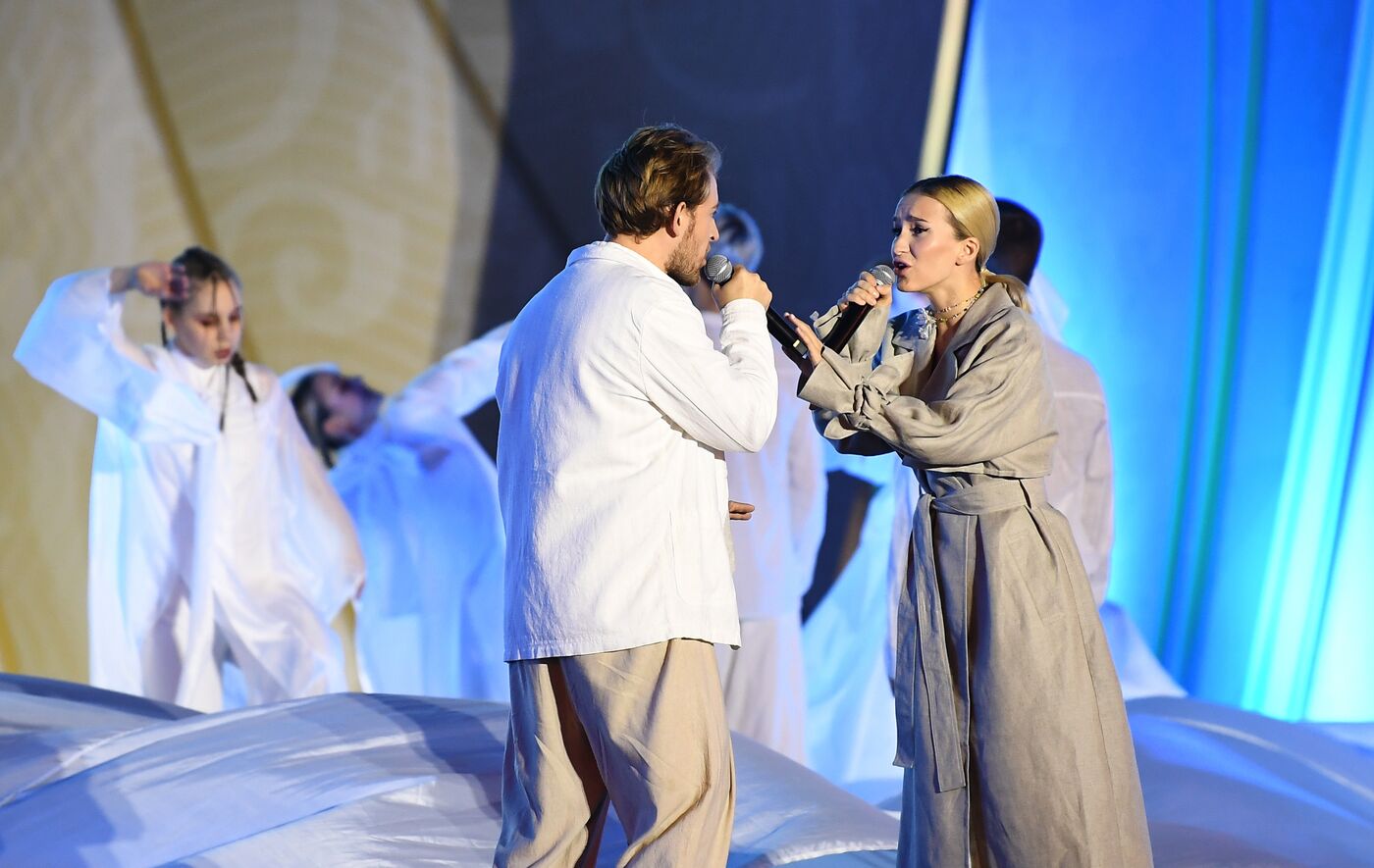 International RUSSIA EXPO forum and exhibition. Singer Oleg Gazmanov tribute show