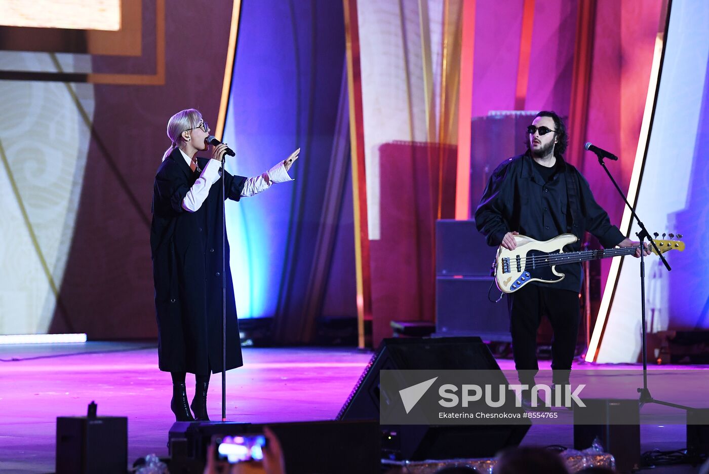 International RUSSIA EXPO forum and exhibition. Singer Oleg Gazmanov tribute show