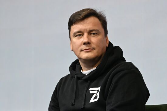 RUSSIA EXPO. Panel discussion: Positive Contribution in the Development of Environment, Country, and the World