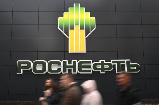 The International RUSSIA EXPO forum and exhibition. Pavilion 1 Rosneft. Location: Russia, Moscow. Author: Kirill Kallinikov/Sputnik. International RUSSIA EXPO forum and exhibition
