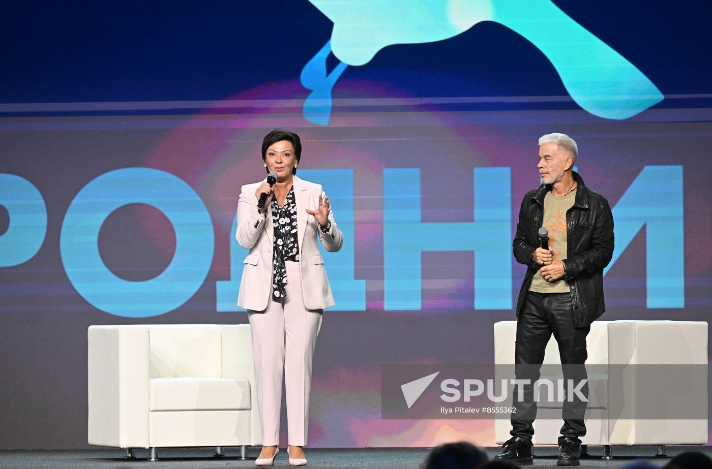 RUSSIA EXPO. Meeting with Oleg Gazmanov. Rodniki concert