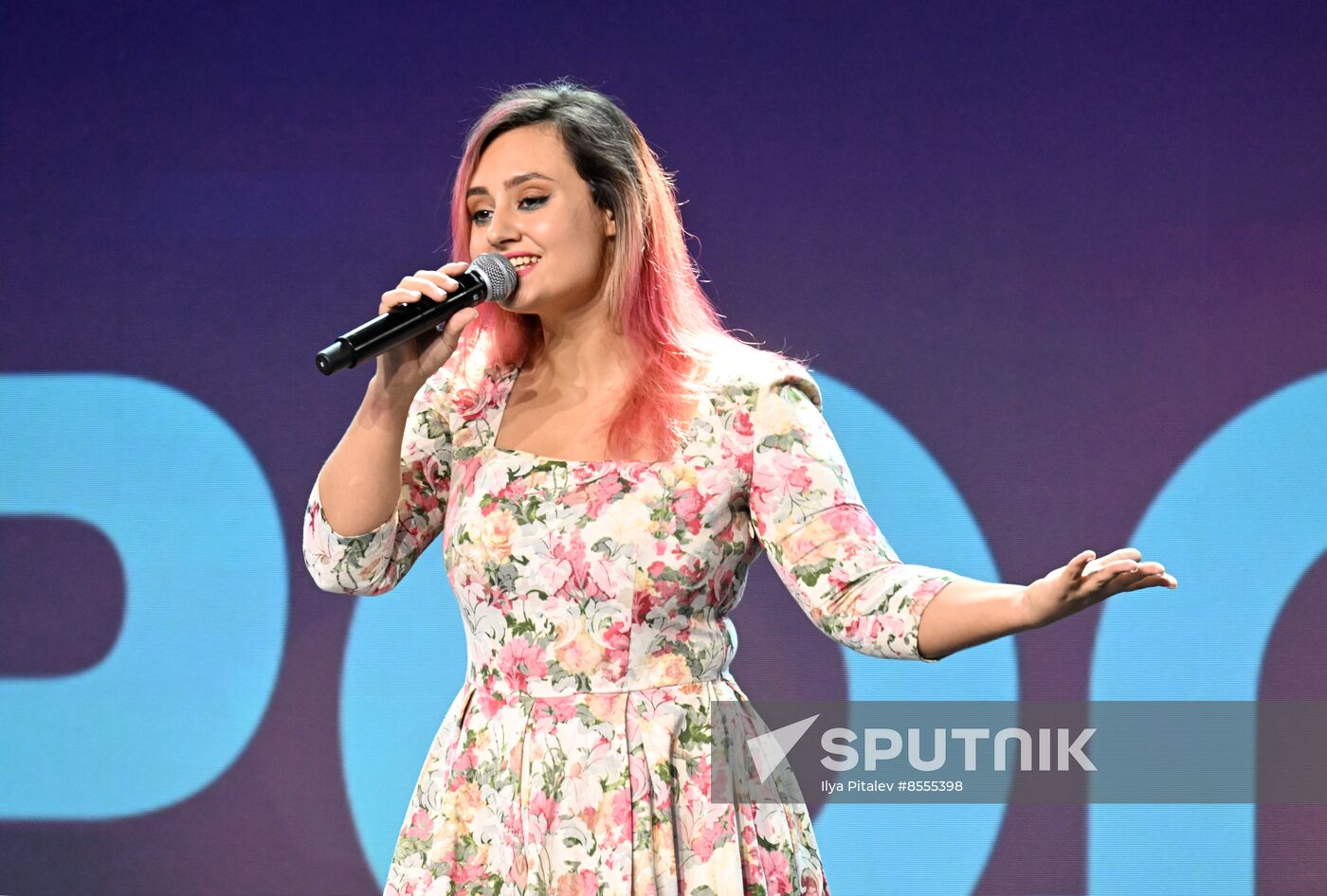 RUSSIA EXPO. Meeting with Oleg Gazmanov. Rodniki concert