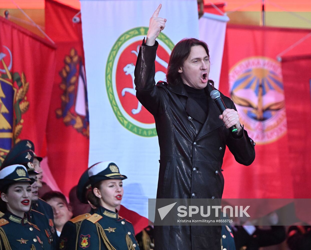 RUSSIA EXPO. Red Star band and Yury Kononov perform Russian Tank Alyosha song