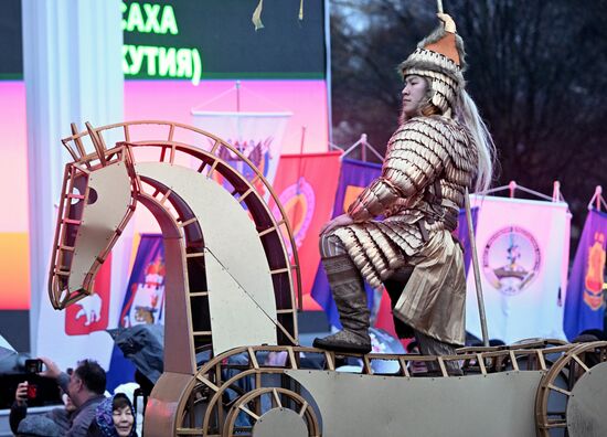 RUSSIA EXPO. Red Star band and Yury Kononov perform Russian Tank Alyosha song