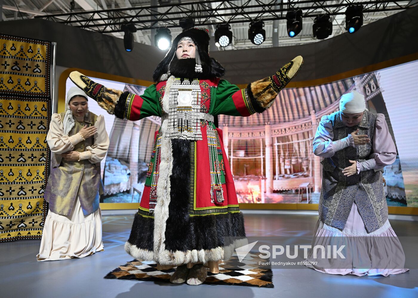 RUSSIA EXPO. Wedding ceremony with Yakut traditional rituals