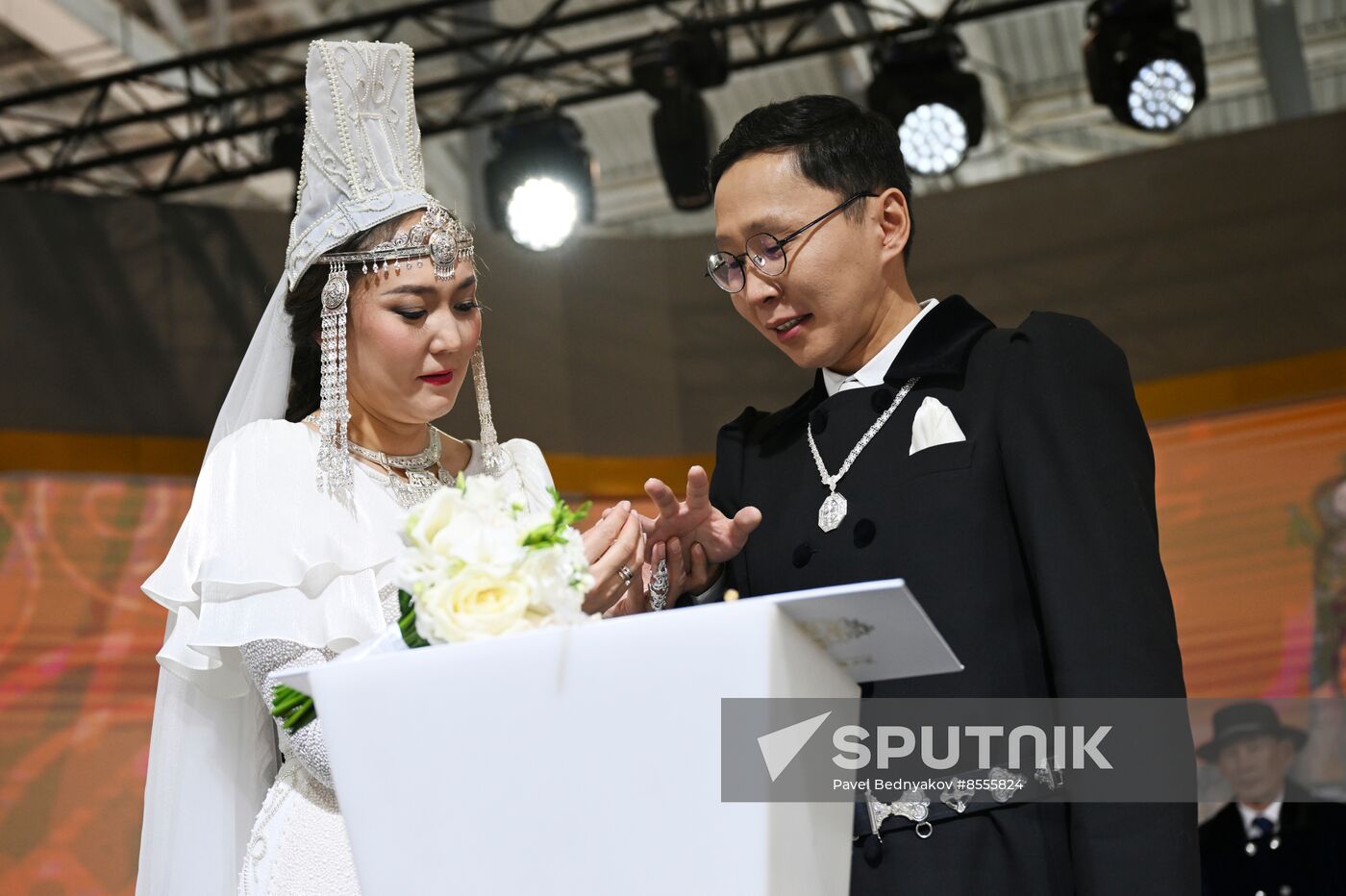 RUSSIA EXPO. Wedding ceremony with Yakut traditional rituals